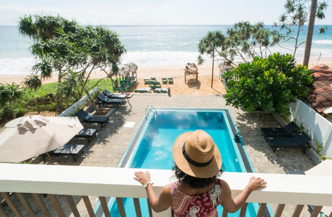 At Ease Beach Hotel Hikkaduwa Εξωτερικό φωτογραφία